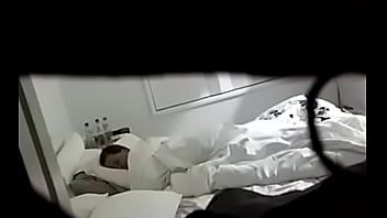 Putar Mummy menggosok satu saat aku di kamar mandi