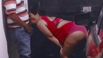 Putar Pengantar barang direkam dengan kamera tersembunyi: suami cuckold saya merekam saya memberikan blowjob kepada orang asing yang beruntung, saya menyedot ayam pengantar barang di garasi saya (saya seorang hotwife amatir yang sangat jalang dan berpuas diri)