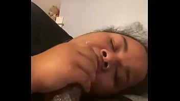 play Fat freak hoe can suck a watermelon through a straw on folks lol