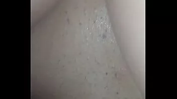 Redare Tânăr păsărică strânsă sexy futut și creampied de un cocoș gros