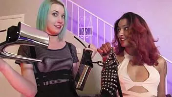 Play Lux lives and daisy ducati height comparison in heels