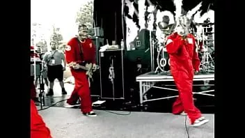 Redare Slipknot - scuipă-l [video oficial]
