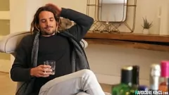 Jouer Parodie lesbienne primée : un couple marié regarde des stars du porno chaudes baiser avec de gros seins et du sexe oral intense