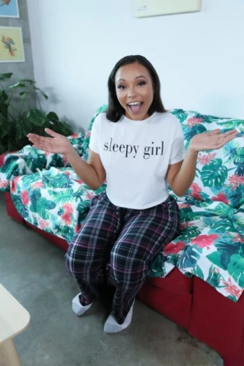 Bintang porno Adriana Maya