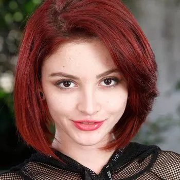 色情明星 Lola Fae